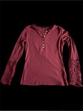Ribbed Henley Long-Sleeve Top with Lace Cuffs - Raspberry